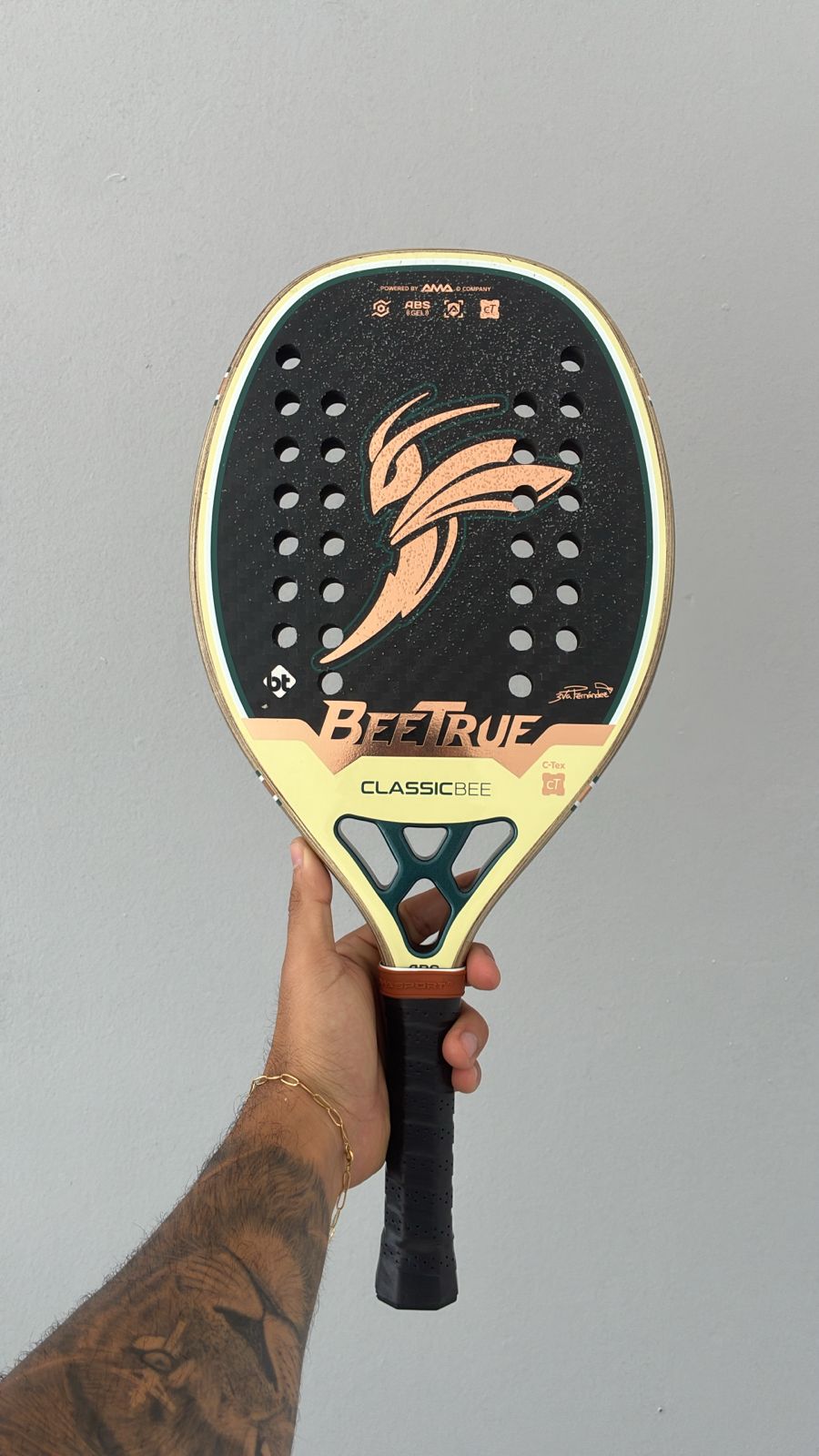 Raquete Classic Bee 2025 - Eva Palos Fernandez - Ama Sport (USADA)